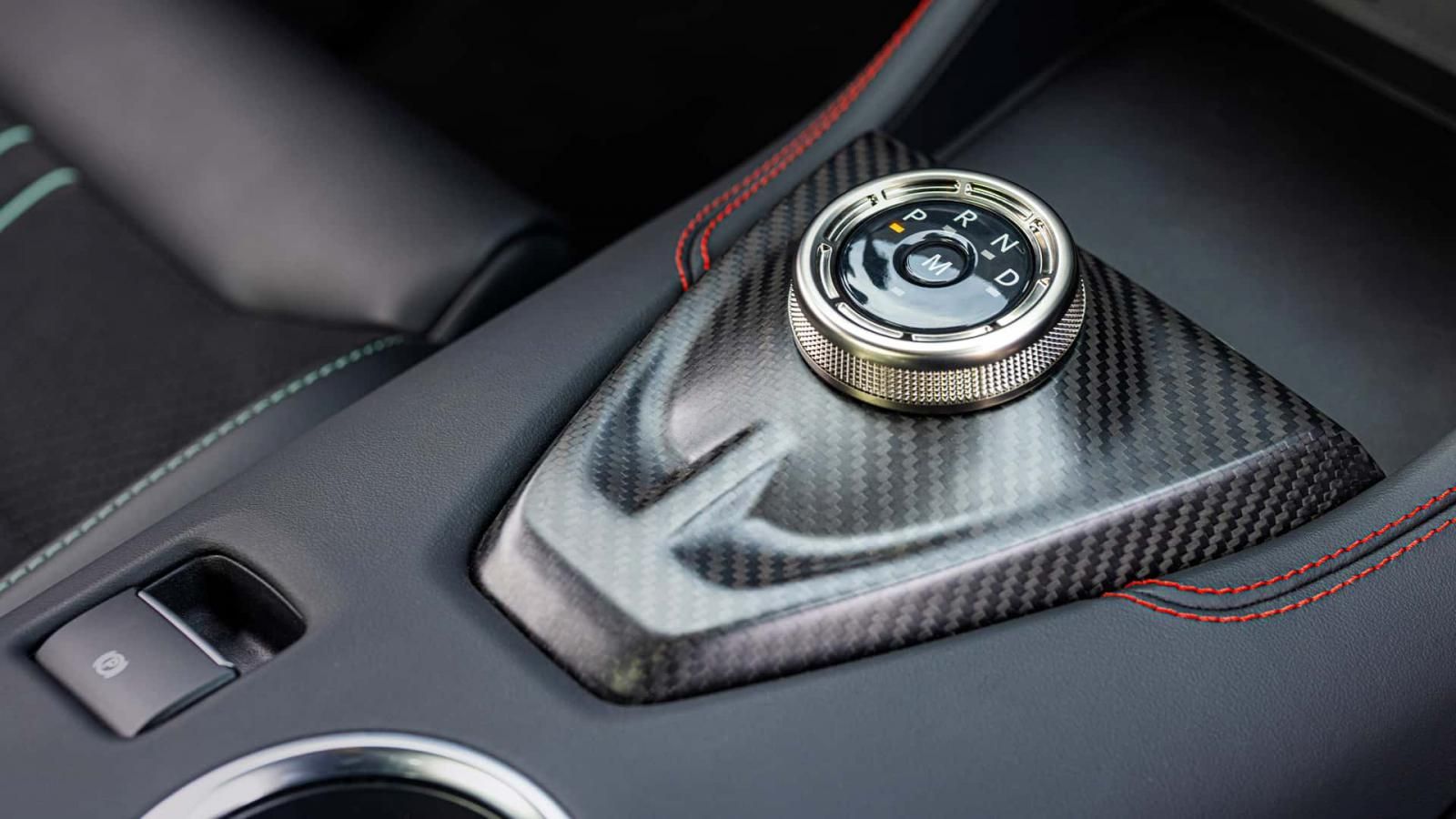 Αυτή είναι η νέα Ford Mustang Dark Horse SC